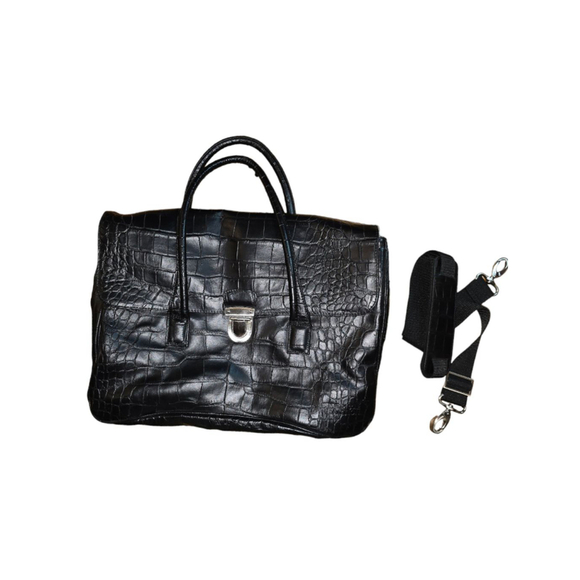 Kenneth Cole Reaction Handbags - Vintage Kenneth Cole Reaction Black Faux Leather Crocodile Pattern Briefcase Bag